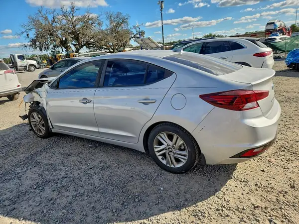 KMHD84LF8KU830976 2019 HYUNDAI ELANTRA - Image 2