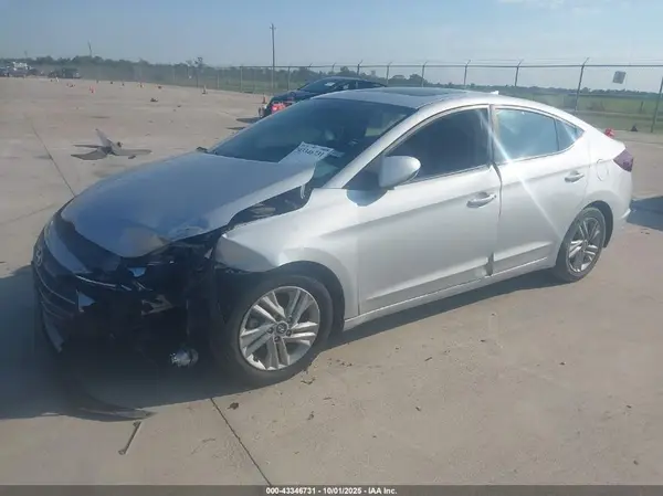 KMHD84LF8KU851410 2019 HYUNDAI ELANTRA - Image 2