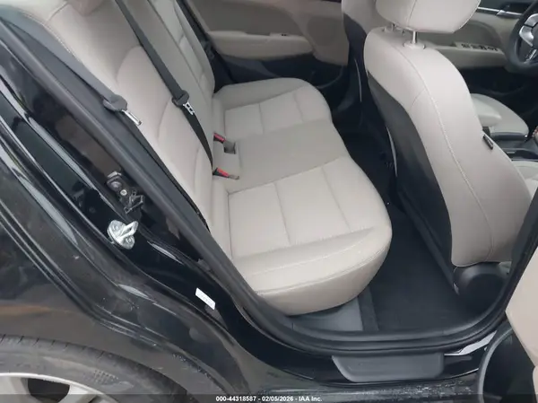 KMHD84LF8KU859121 2019 HYUNDAI ELANTRA - Image 8