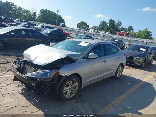 KMHD84LF8LU026310 2020 HYUNDAI ELANTRA - Image 2