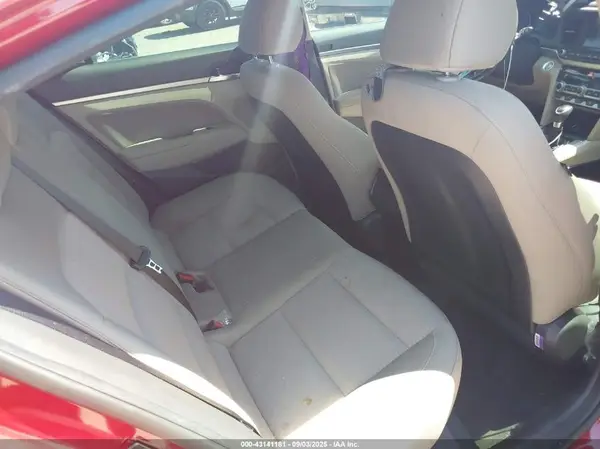 KMHD84LF8LU099421 2020 HYUNDAI ELANTRA - Image 8
