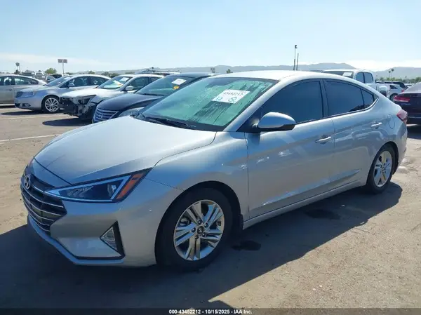 KMHD84LF8LU105959 2020 HYUNDAI ELANTRA - Image 2