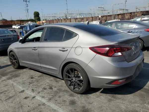 KMHD84LF8LU906651 2020 HYUNDAI ELANTRA - Image 2