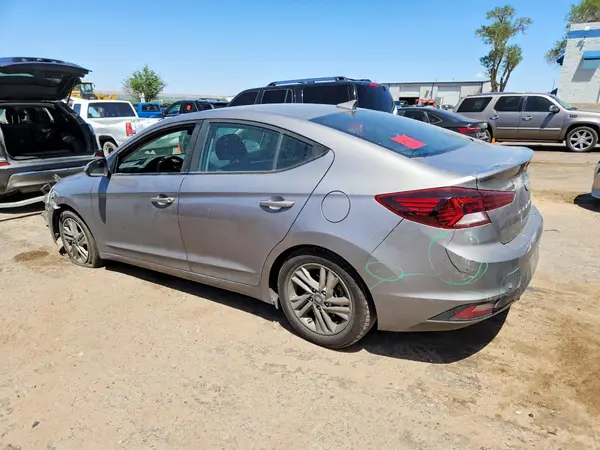 KMHD84LF8LU937043 2020 HYUNDAI ELANTRA - Image 2
