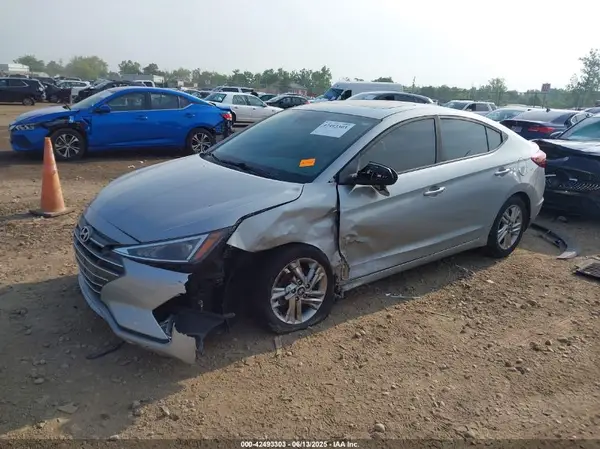 KMHD84LF8LU940623 2020 HYUNDAI ELANTRA - Image 2