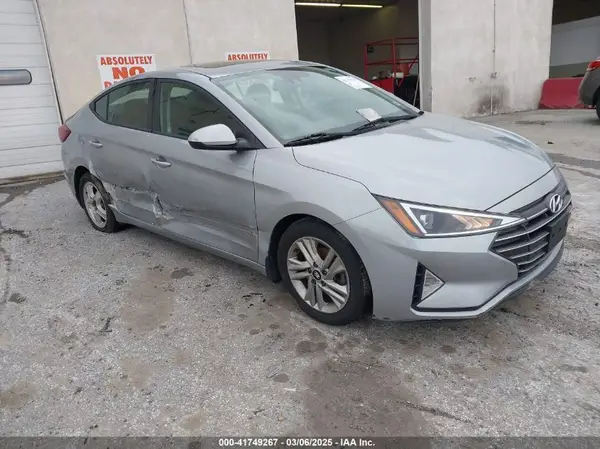 KMHD84LF8LU952920 2020 HYUNDAI ELANTRA - Image 1