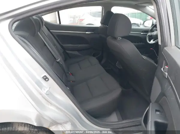 KMHD84LF8LU952920 2020 HYUNDAI ELANTRA - Image 8