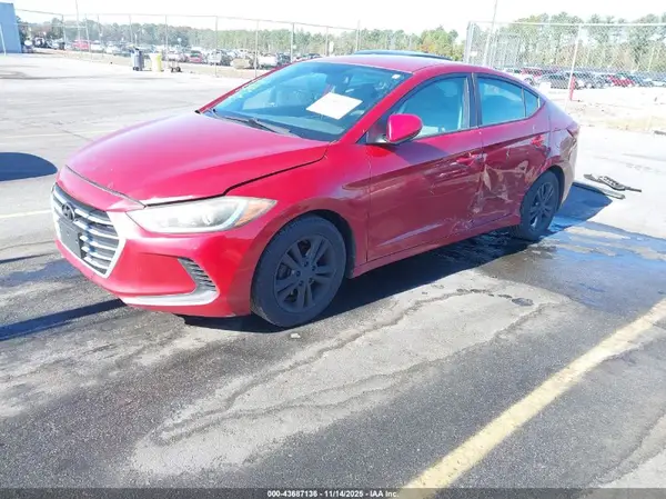 KMHD84LF9HU064135 2017 HYUNDAI ELANTRA - Image 2