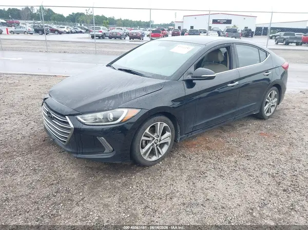 KMHD84LF9HU073479 2017 HYUNDAI ELANTRA - Image 2