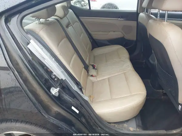 KMHD84LF9HU073479 2017 HYUNDAI ELANTRA - Image 8