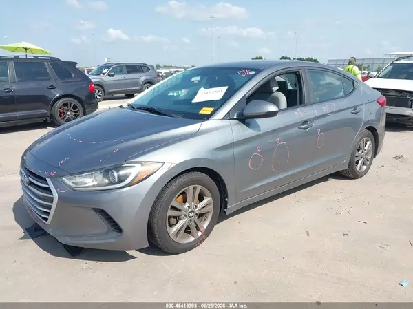 KMHD84LF9HU075054 2017 HYUNDAI ELANTRA - Image 2