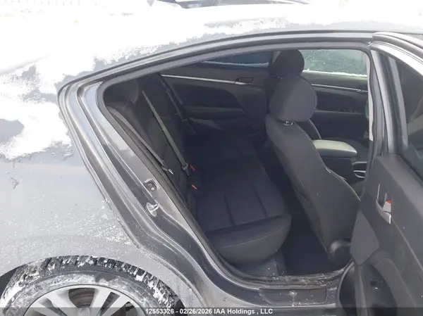 KMHD84LF9HU094252 2017 HYUNDAI ELANTRA - Image 8