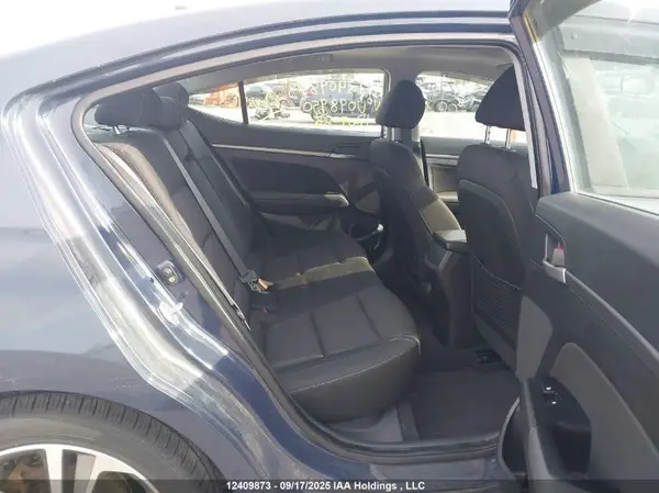 KMHD84LF9HU098950 2017 HYUNDAI ELANTRA - Image 8