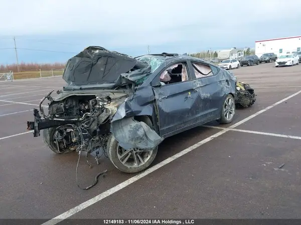 KMHD84LF9HU099063 2017 HYUNDAI ELANTRA - Image 2