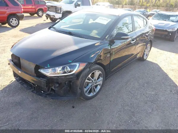 KMHD84LF9HU153803 2017 HYUNDAI ELANTRA - Image 2