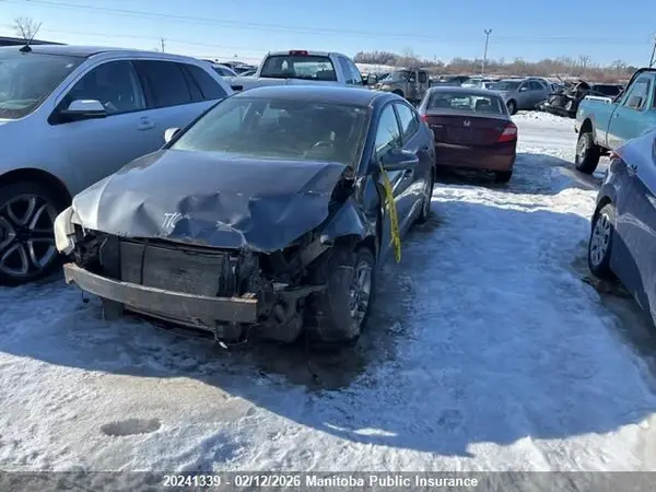 KMHD84LF9HU167152 2017 HYUNDAI ELANTRA - Image 2