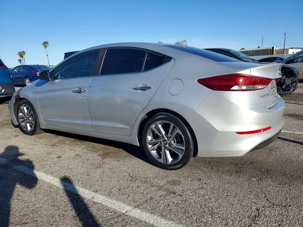 KMHD84LF9HU169953 2017 HYUNDAI ELANTRA - Image 2