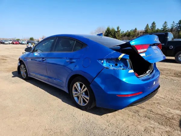 KMHD84LF9HU175610 2017 HYUNDAI ELANTRA - Image 2