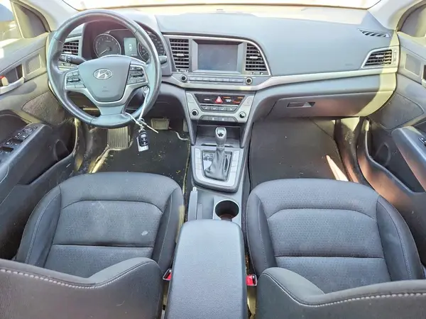 KMHD84LF9HU175610 2017 HYUNDAI ELANTRA - Image 8