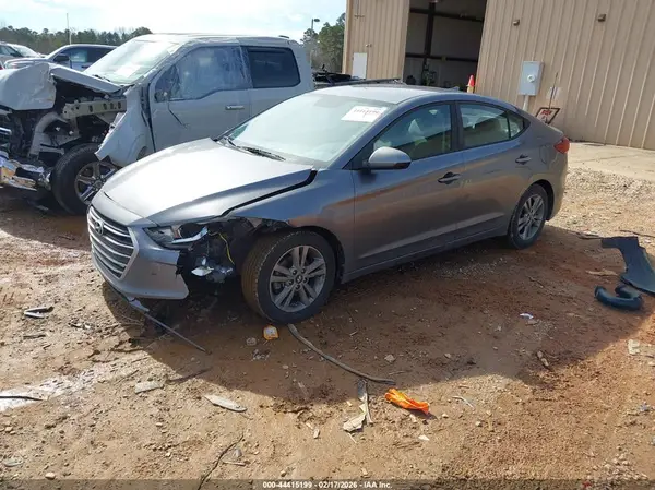 KMHD84LF9HU179849 2017 HYUNDAI ELANTRA - Image 2