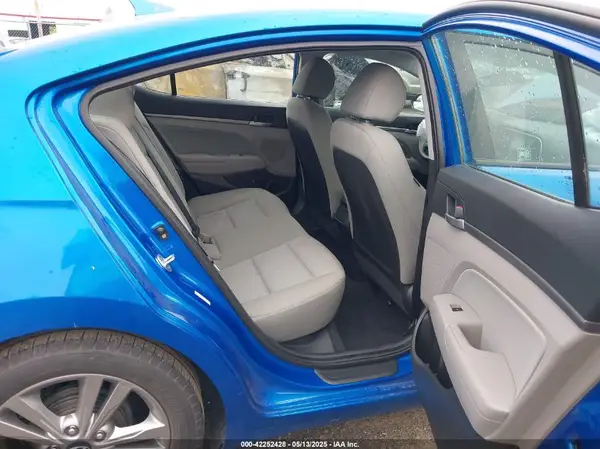 KMHD84LF9HU189684 2017 HYUNDAI ELANTRA - Image 8