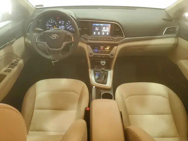 KMHD84LF9HU195047 2017 HYUNDAI ELANTRA - Image 8