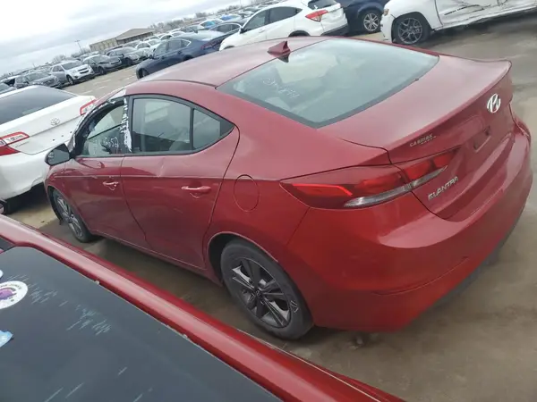 KMHD84LF9HU195310 2017 HYUNDAI ELANTRA - Image 2