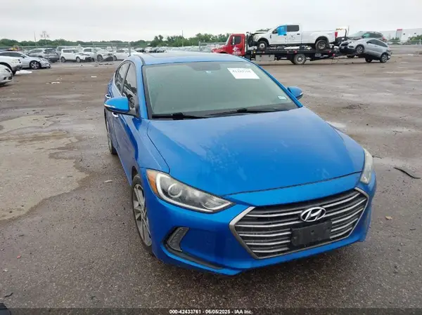 KMHD84LF9HU196537 2017 HYUNDAI ELANTRA - Image 1