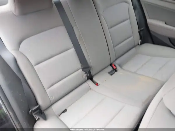 KMHD84LF9HU207150 2017 HYUNDAI ELANTRA - Image 8