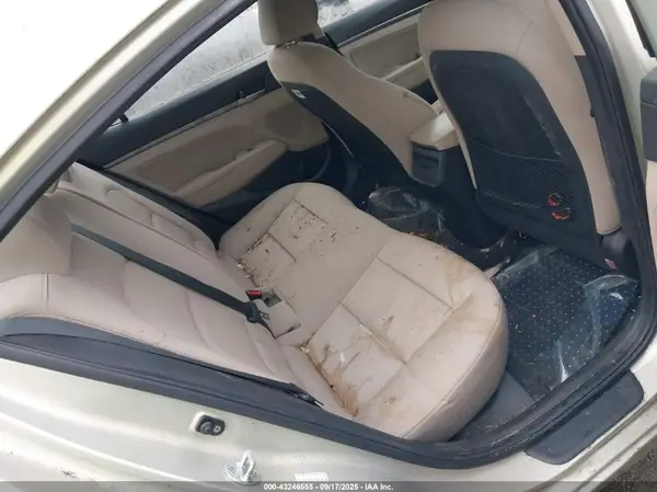KMHD84LF9HU209691 2017 HYUNDAI ELANTRA - Image 8
