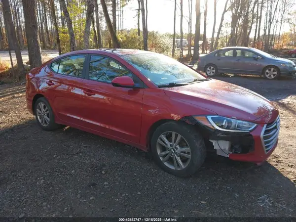 KMHD84LF9HU217421 2017 HYUNDAI ELANTRA - Image 1
