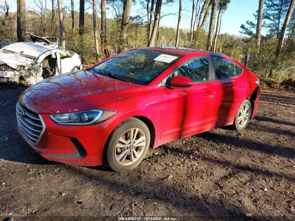 KMHD84LF9HU217421 2017 HYUNDAI ELANTRA - Image 2