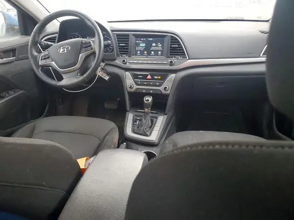 KMHD84LF9HU222313 2017 HYUNDAI ELANTRA - Image 8