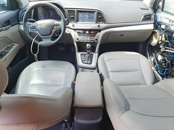 KMHD84LF9HU223865 2017 HYUNDAI ELANTRA - Image 8