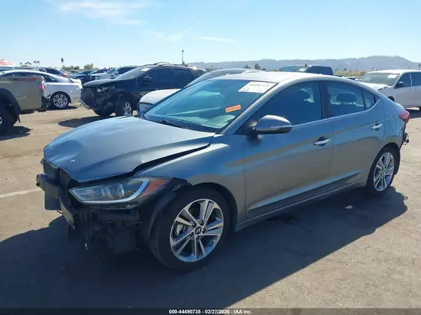 KMHD84LF9HU224532 2017 HYUNDAI ELANTRA - Image 2