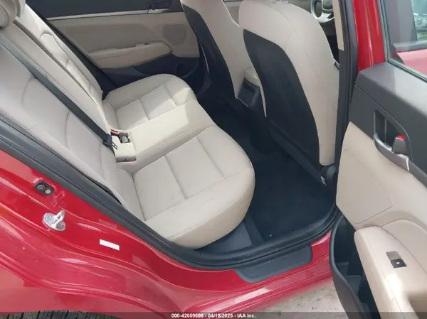 KMHD84LF9HU228306 2017 HYUNDAI ELANTRA - Image 8