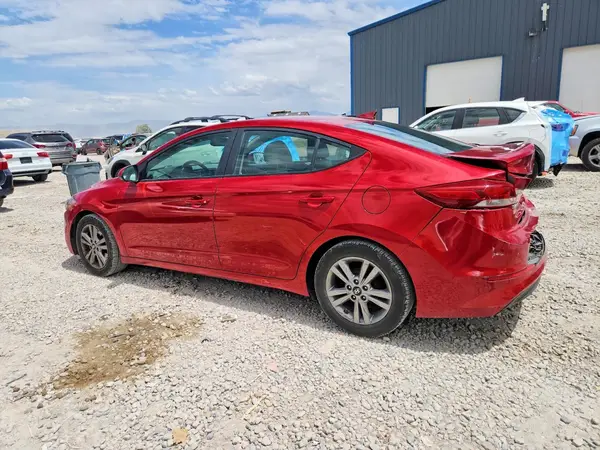 KMHD84LF9HU238575 2017 HYUNDAI ELANTRA - Image 2