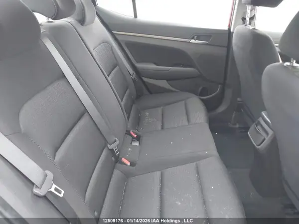 KMHD84LF9HU239998 2017 HYUNDAI ELANTRA - Image 8