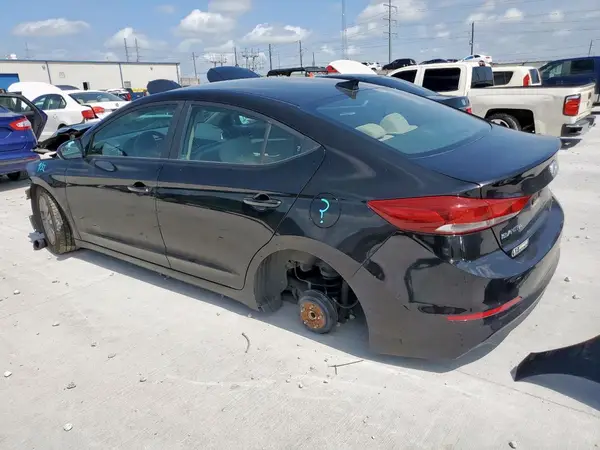 KMHD84LF9HU245896 2017 HYUNDAI ELANTRA - Image 2
