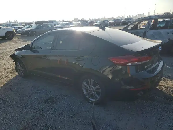 KMHD84LF9HU245980 2017 HYUNDAI ELANTRA - Image 2