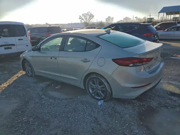 KMHD84LF9HU248538 2017 HYUNDAI ELANTRA - Image 2