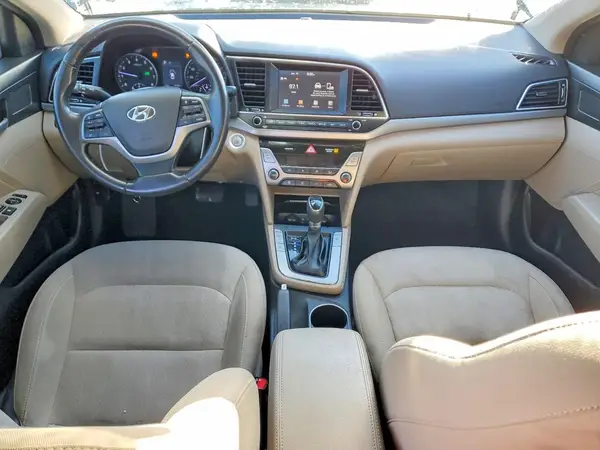KMHD84LF9HU252332 2017 HYUNDAI ELANTRA - Image 8