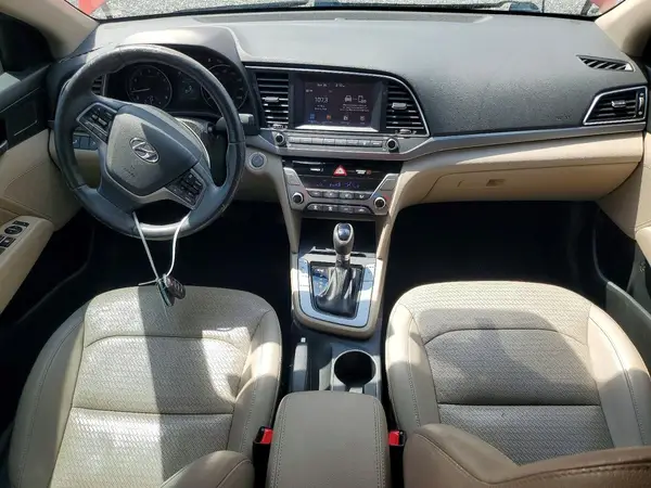 KMHD84LF9HU263492 2017 HYUNDAI ELANTRA - Image 8