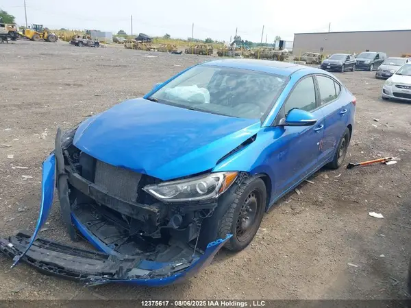 KMHD84LF9HU272385 2017 HYUNDAI ELANTRA - Image 2