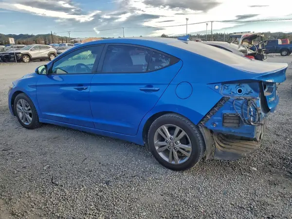 KMHD84LF9HU274489 2017 HYUNDAI ELANTRA - Image 2