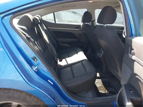 KMHD84LF9HU275710 2017 HYUNDAI ELANTRA - Image 8