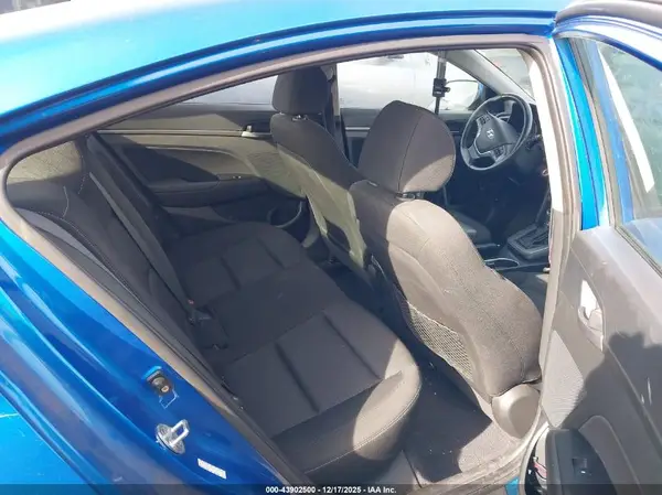 KMHD84LF9HU283371 2017 HYUNDAI ELANTRA - Image 8