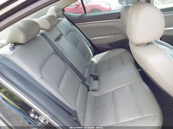 KMHD84LF9HU284567 2017 HYUNDAI ELANTRA - Image 8