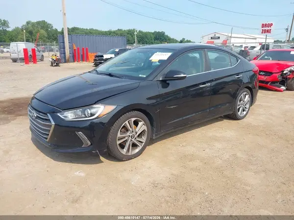 KMHD84LF9HU289770 2017 HYUNDAI ELANTRA - Image 2