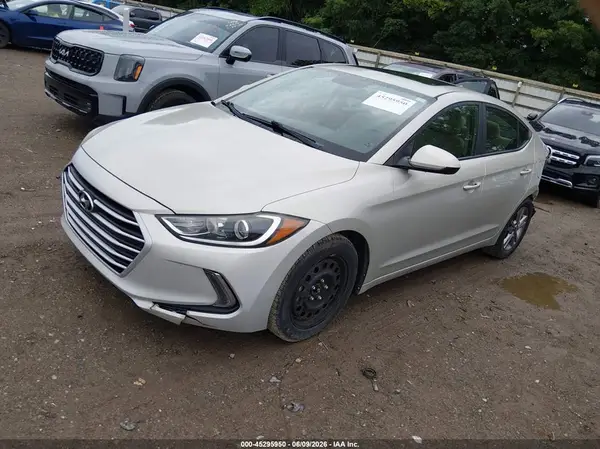KMHD84LF9HU296430 2017 HYUNDAI ELANTRA - Image 2